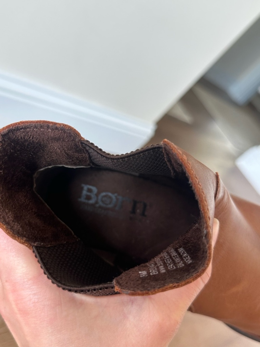 Born Women's Tan Leather Chelsea Ankle Boots - Picture 6 of 7